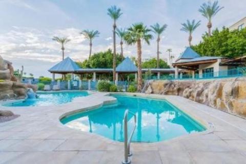 Midtown Garden Hotel Phoenix Bagian luar foto