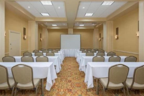 Midtown Garden Hotel Phoenix Bagian luar foto