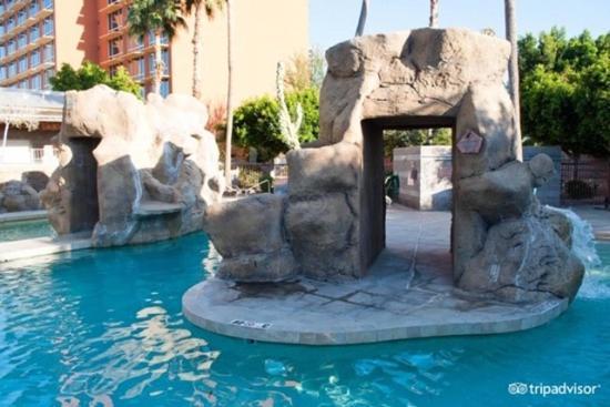 Midtown Garden Hotel Phoenix Bagian luar foto